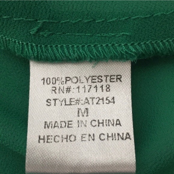 Audrey Ann Slat Back Green Button Top Size M - Picture 5 of 8